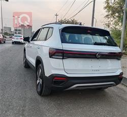 فولكسفاغن تاوس